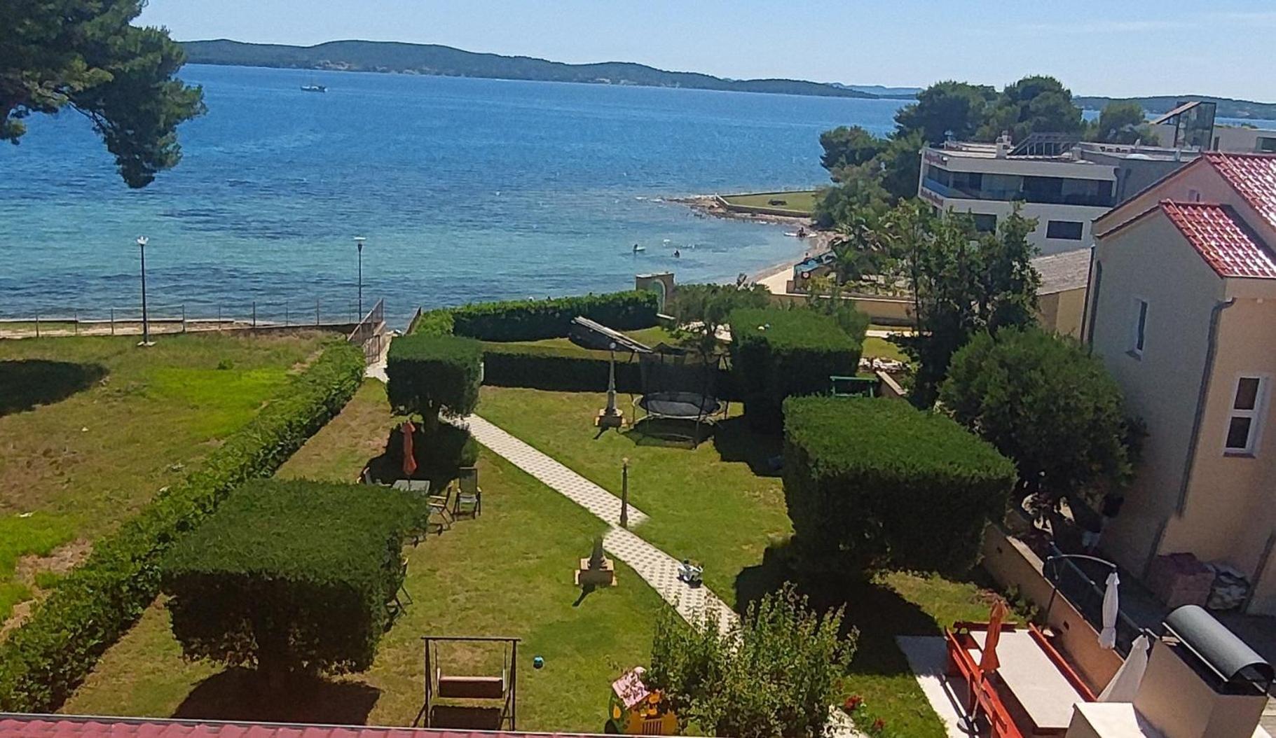 Apartments Becky On A Sandy Beach Without Crowd Sukošan Εξωτερικό φωτογραφία