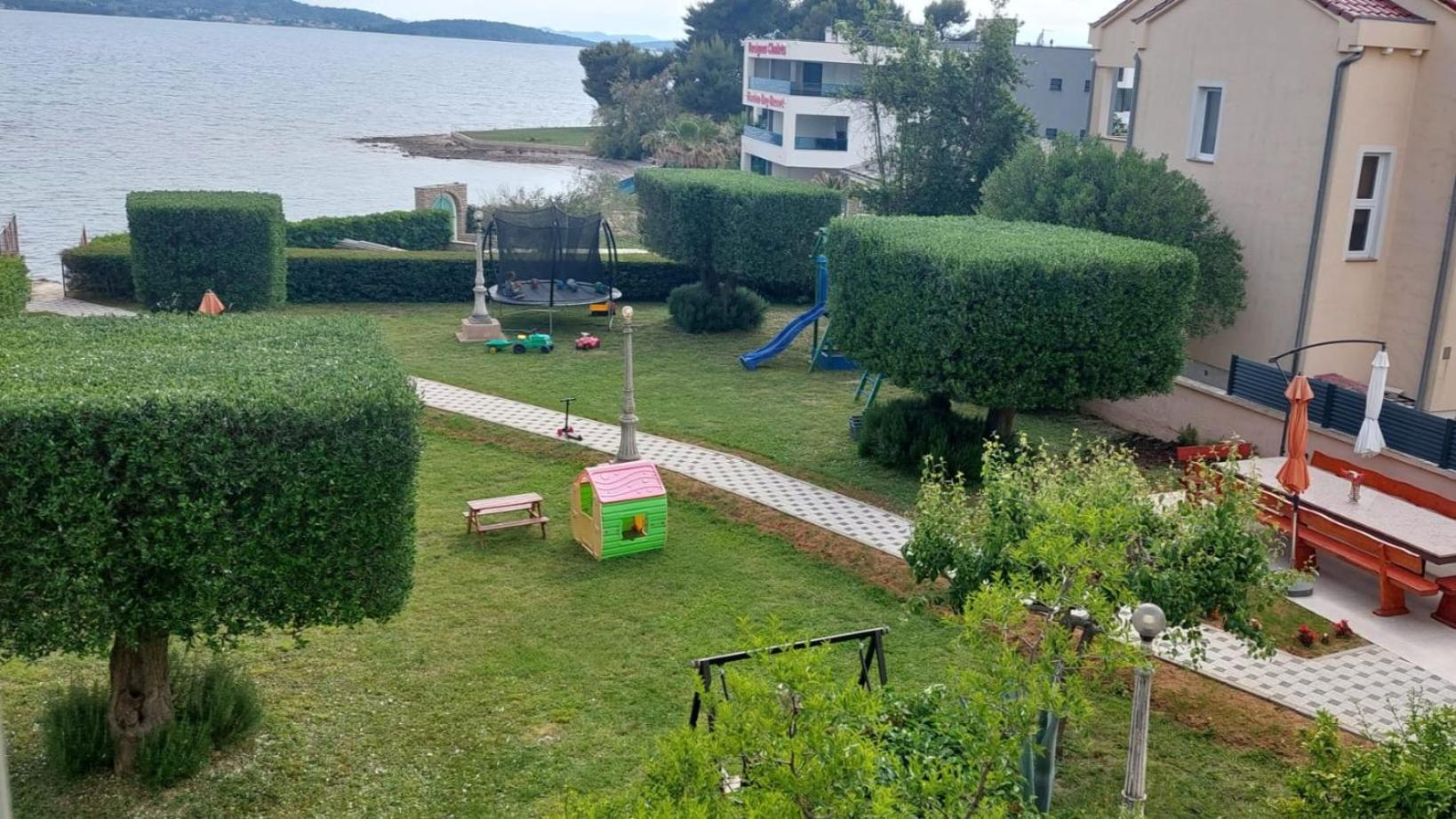 Apartments Becky On A Sandy Beach Without Crowd Sukošan Εξωτερικό φωτογραφία