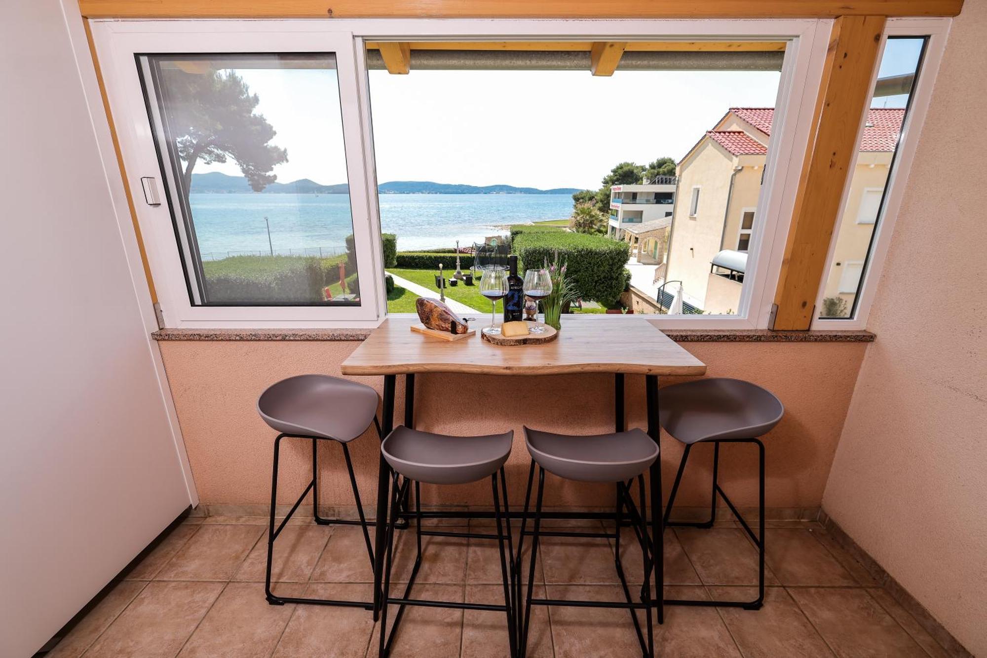 Apartments Becky On A Sandy Beach Without Crowd Sukošan Εξωτερικό φωτογραφία
