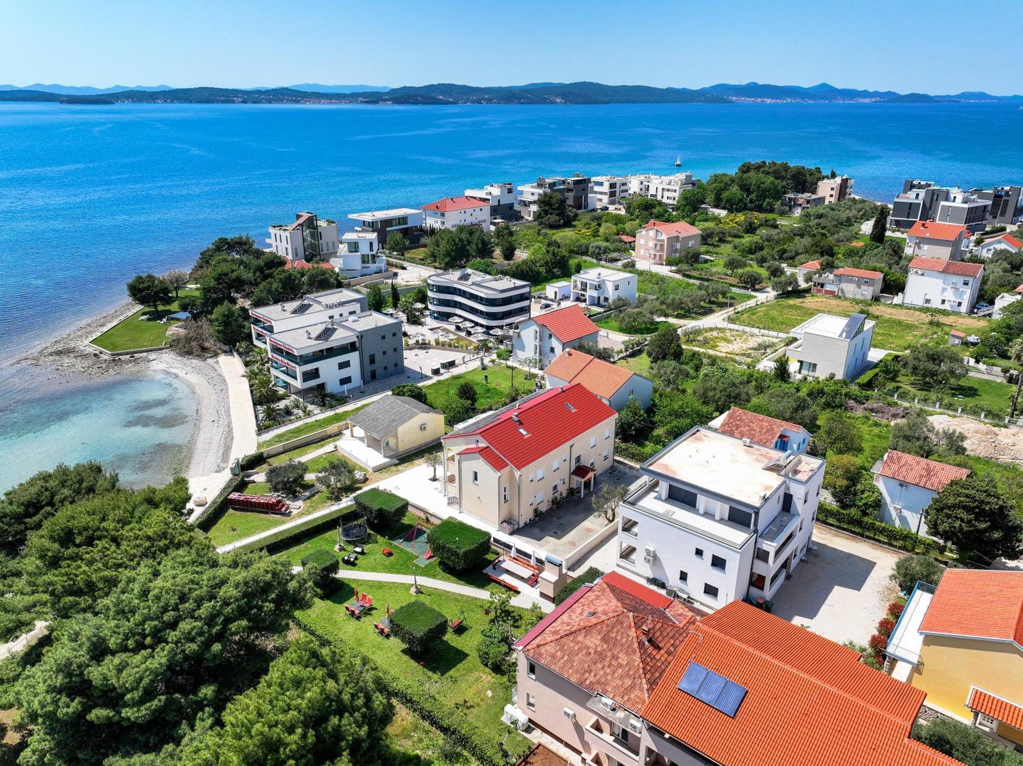 Apartments Becky On A Sandy Beach Without Crowd Sukošan Εξωτερικό φωτογραφία
