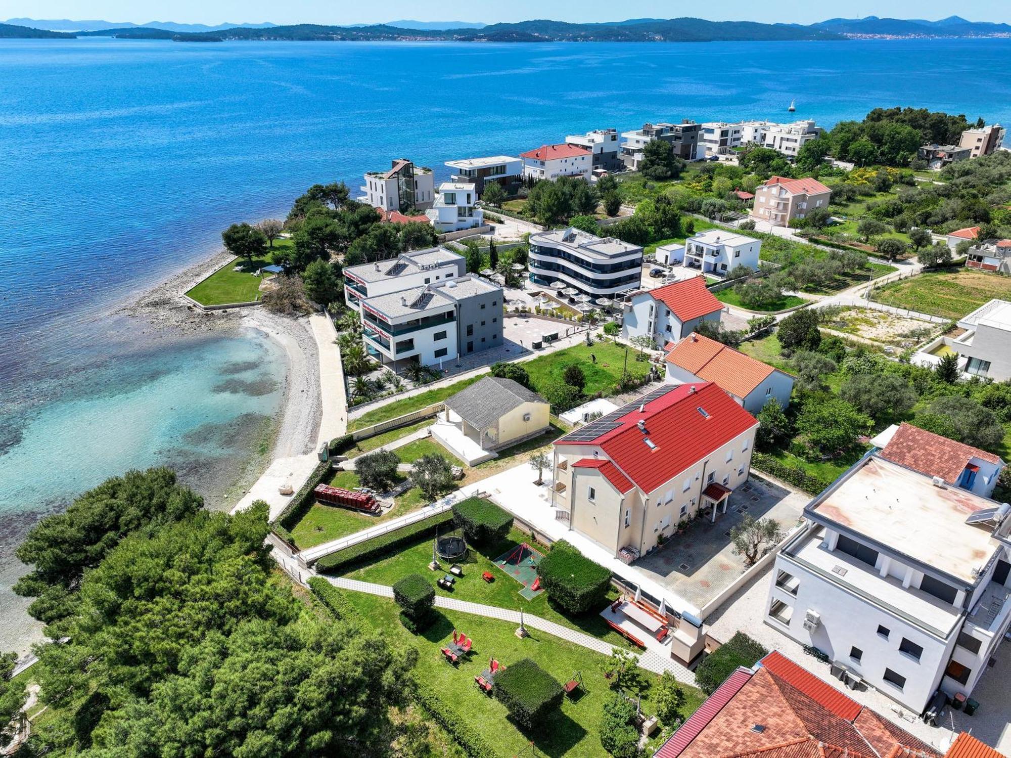 Apartments Becky On A Sandy Beach Without Crowd Sukošan Εξωτερικό φωτογραφία